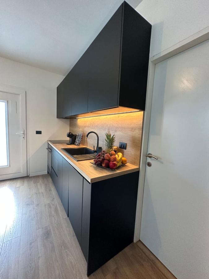Apartment Tina ซาดาร์ ภายนอก รูปภาพ